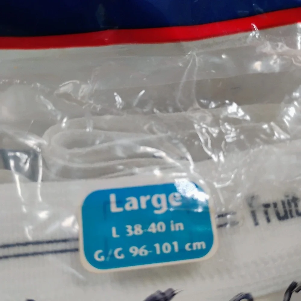 Men's Vintage 2005 Fruit of the Loom Briefs 8 Bonus Pack Large 38-40, Brand New